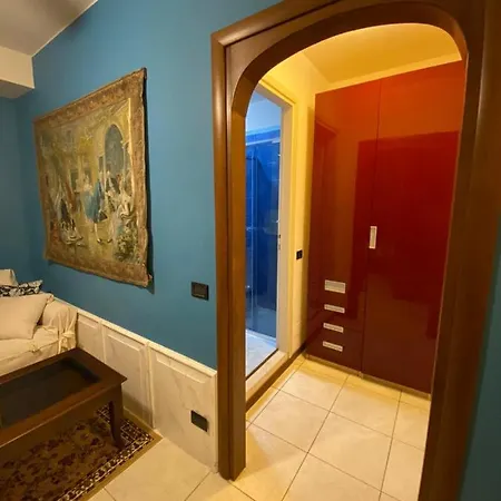 Angelhouseitaly * Gardone Riviera